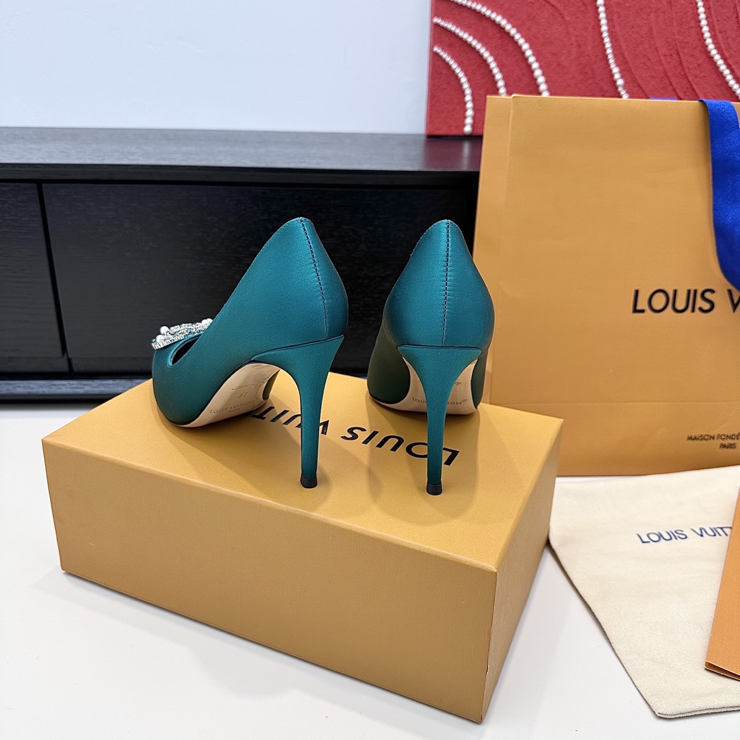 Women's high heels